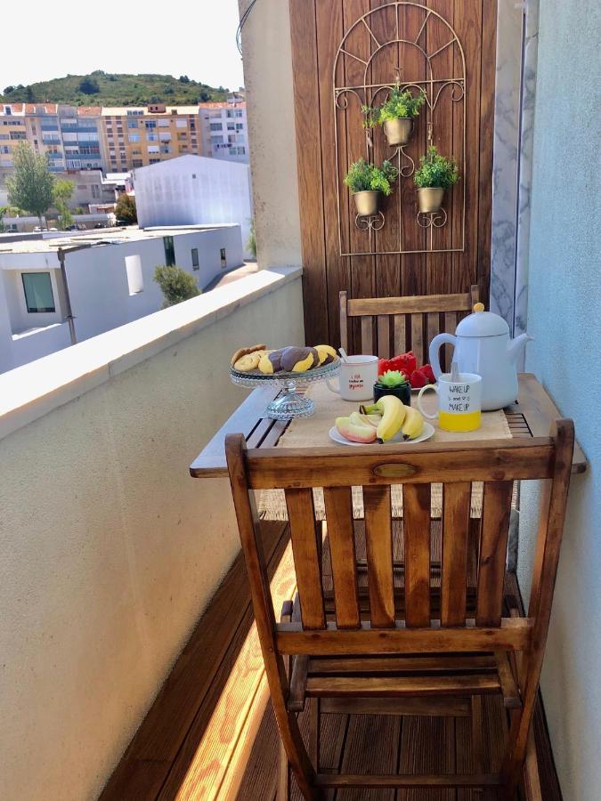 Apartamento T1 No Centro Te-U トーレス・ヴェドラス エクステリア 写真